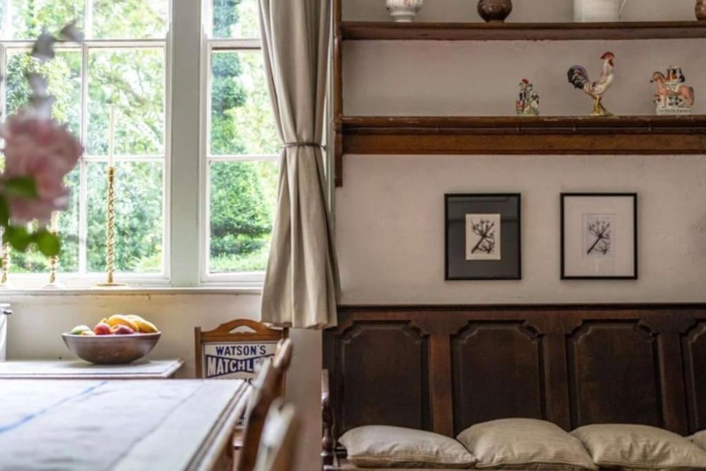 Cressy Hall - Historic Grade II Listed Manor, Gorgeous Topiary Garden Gosberton Екстериор снимка